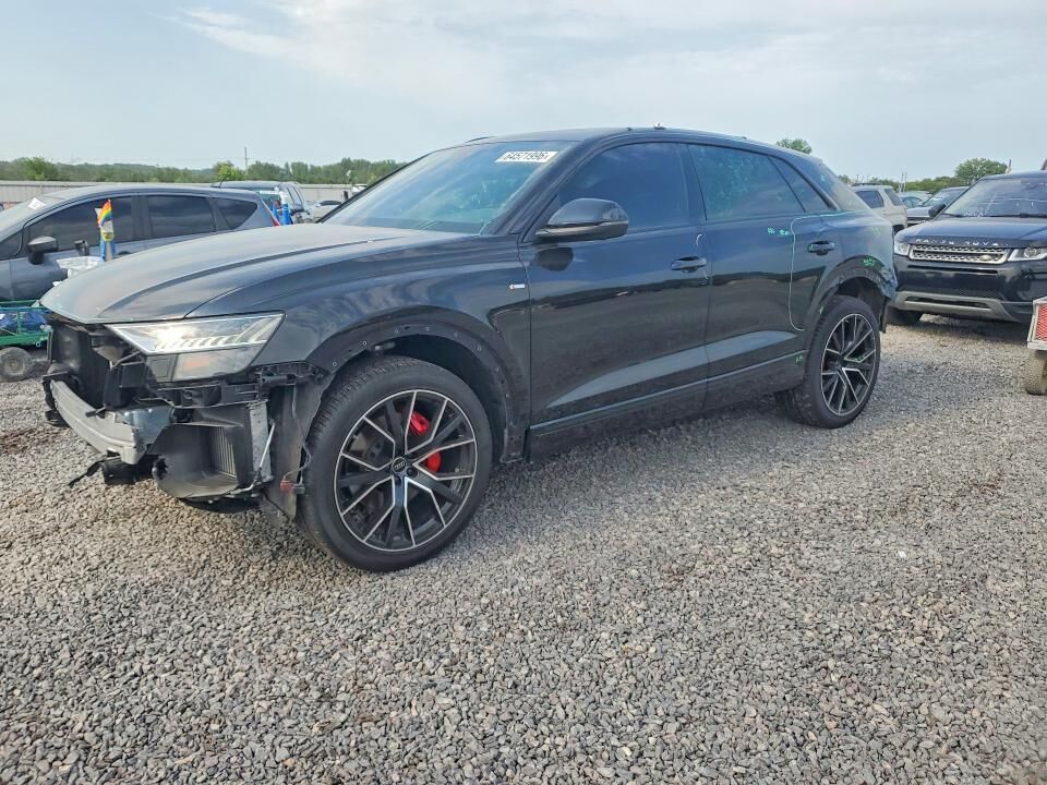 2023 AUDI Q8