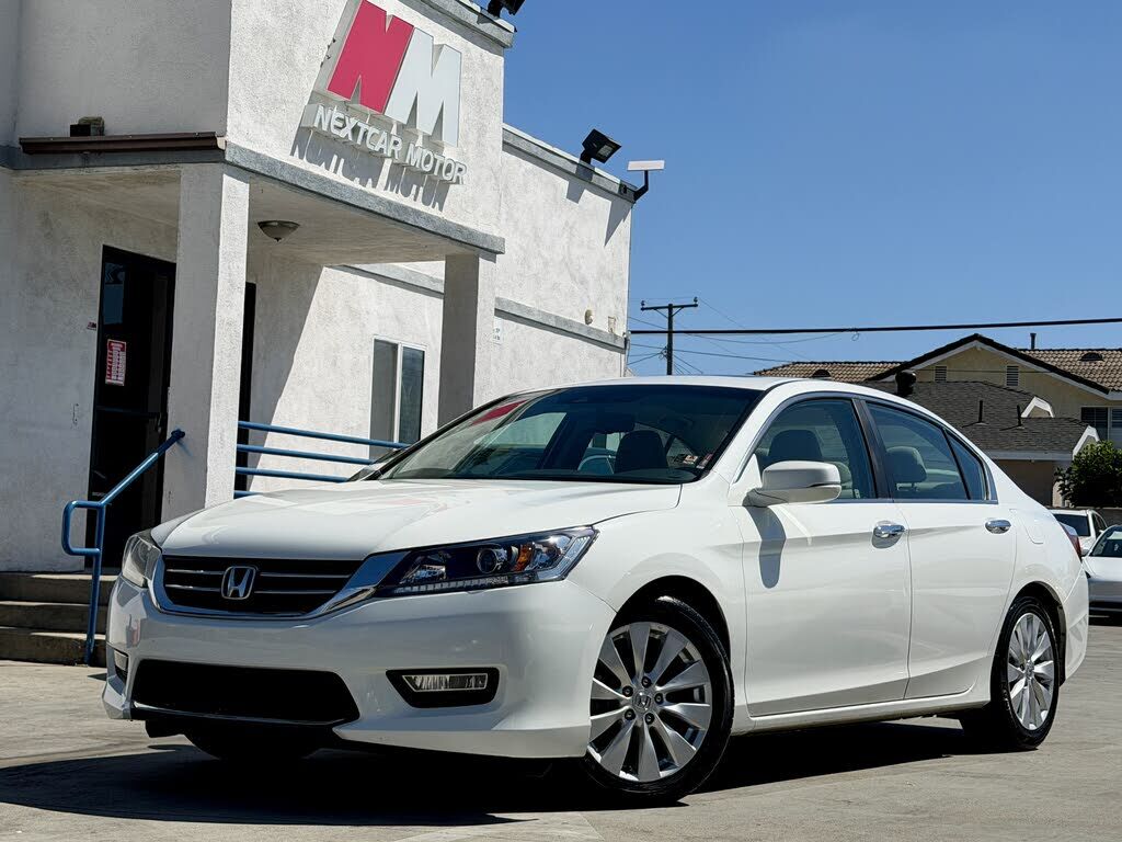 2013 HONDA Accord