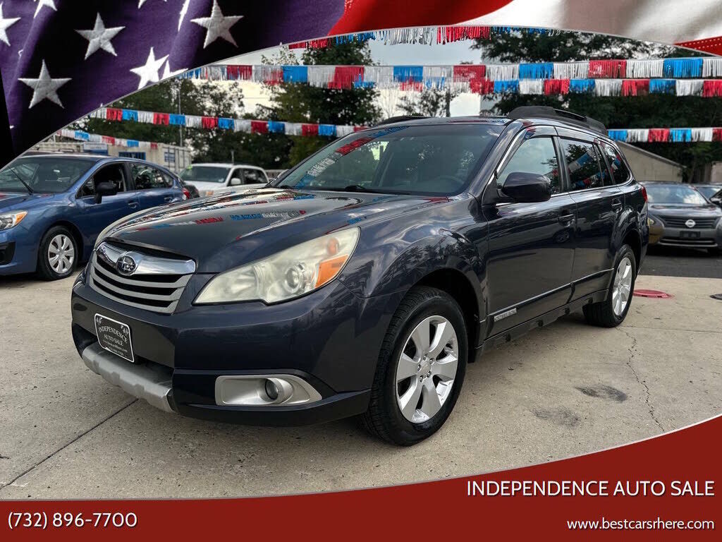 2011 SUBARU Outback