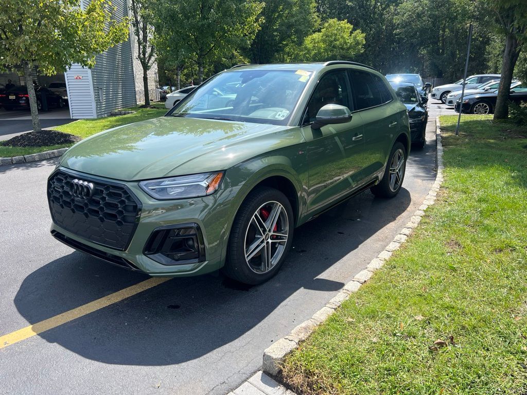 2024 AUDI Q5 e