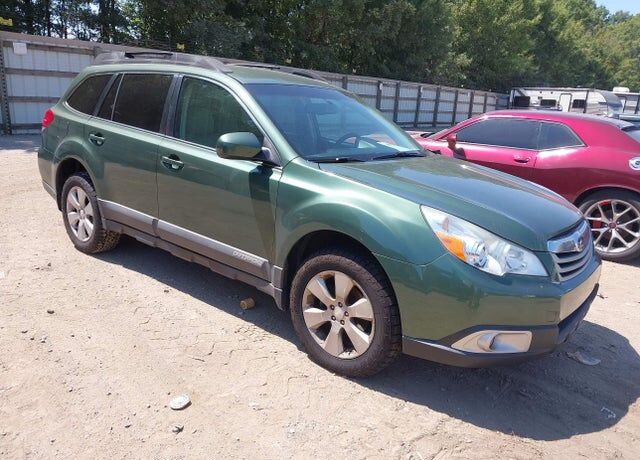 2010 SUBARU Outback