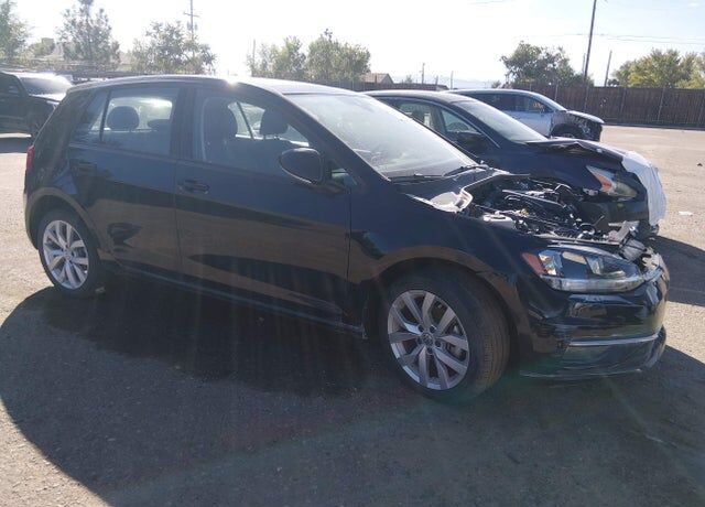 2019 VOLKSWAGEN Golf