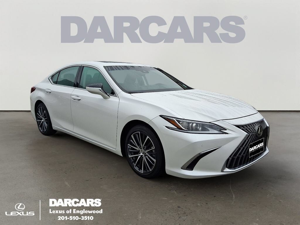 2022 LEXUS ES