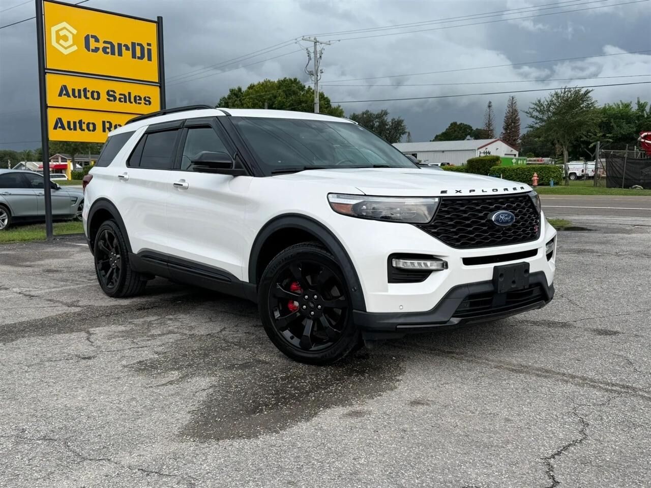 2021 FORD Explorer