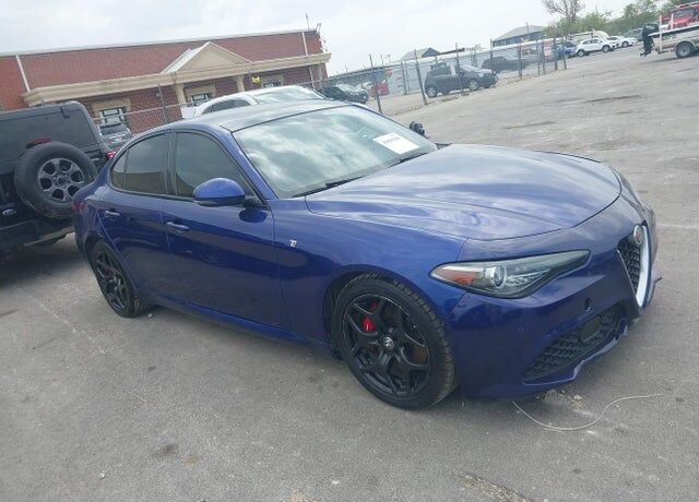 2022 ALFA ROMEO Giulia