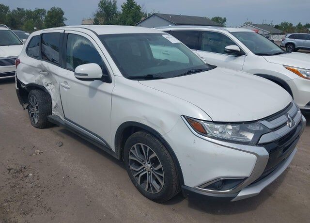 2016 MITSUBISHI Outlander