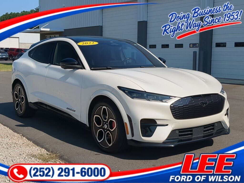 2022 FORD Mach-E