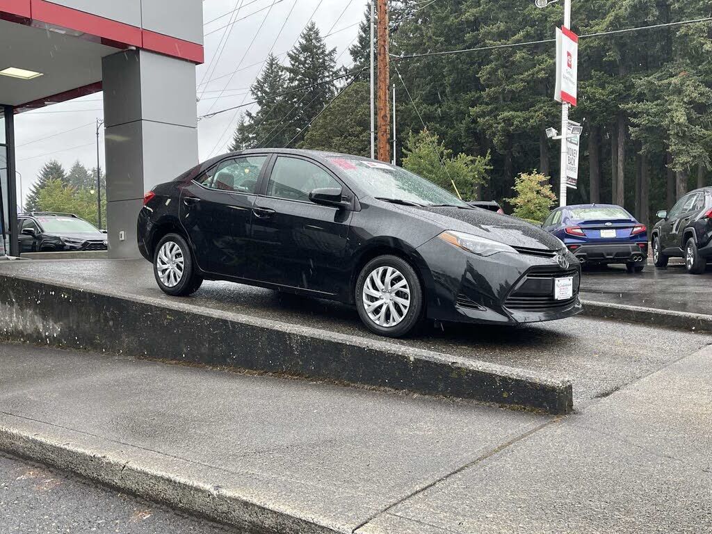 2018 TOYOTA Corolla