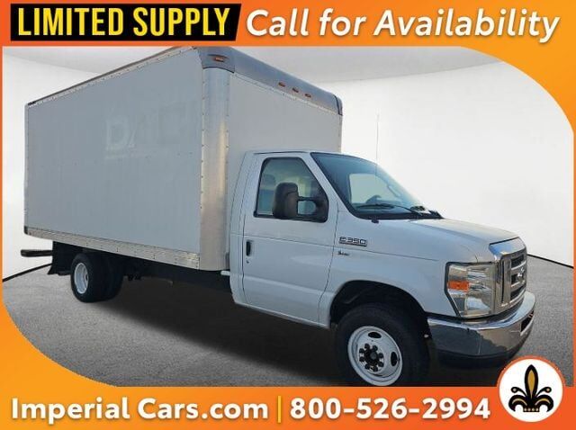 2015 FORD E-350