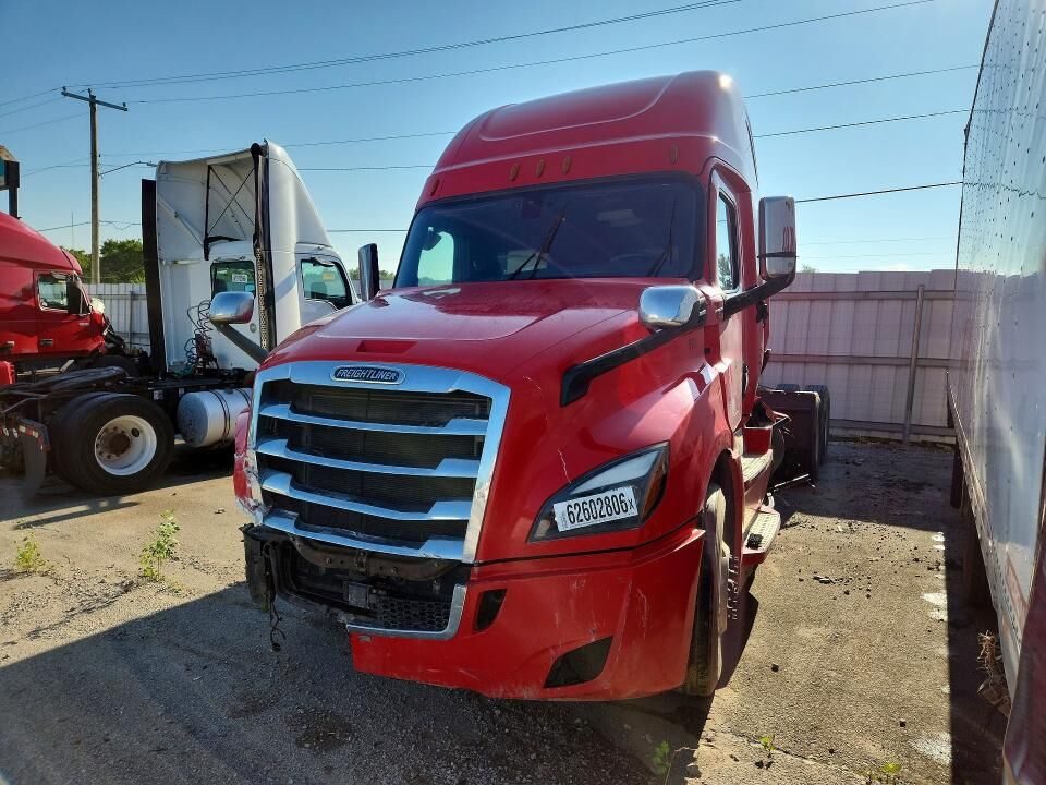 2020 FREIGHTLINER New Cascadia 126" Sleepercab