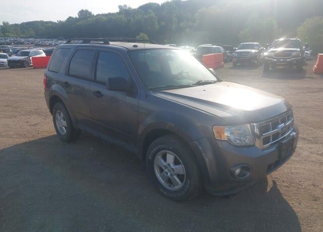 2010 FORD Escape
