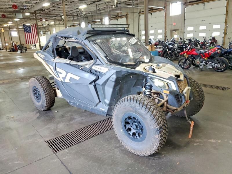 2023 CAN-AM Maverick X3