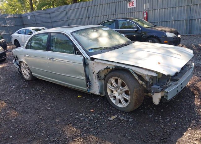 2005 JAGUAR XJ