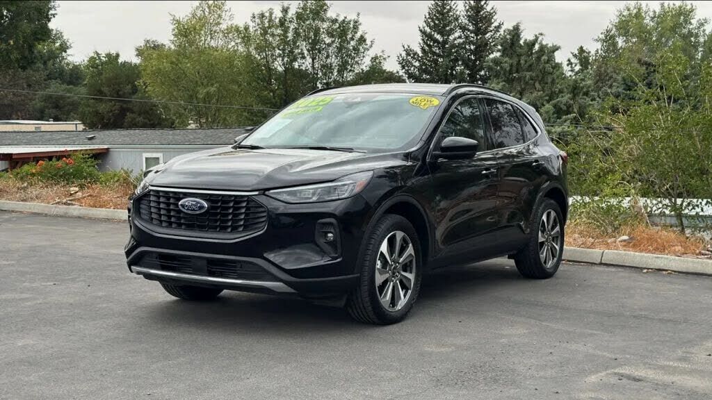 2025 FORD Escape