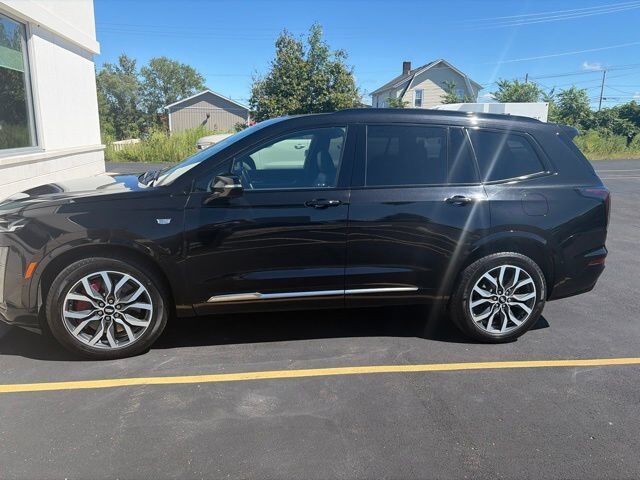 2024 CADILLAC XT6