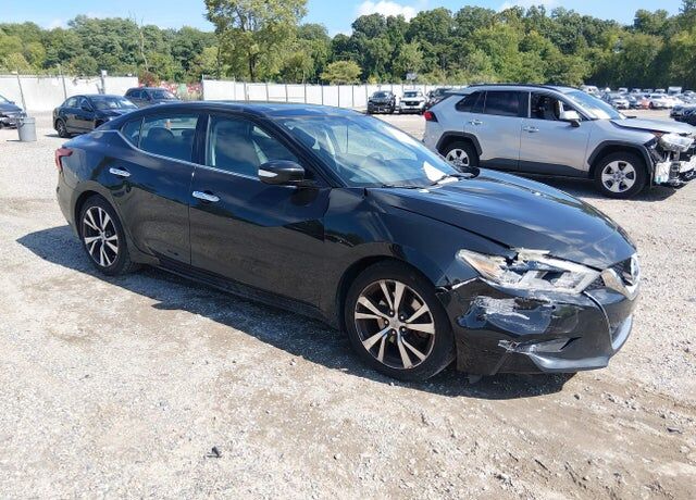 2017 NISSAN Maxima