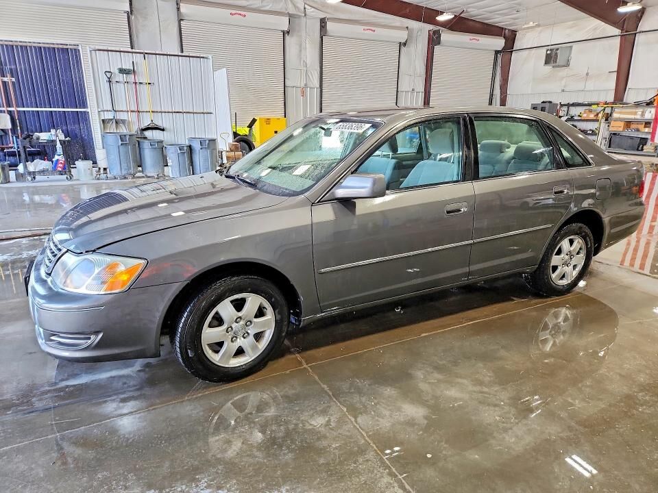 2004 TOYOTA Avalon