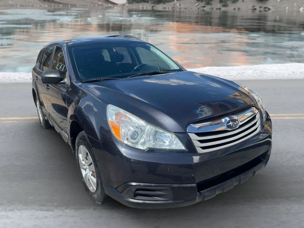 2011 SUBARU Outback