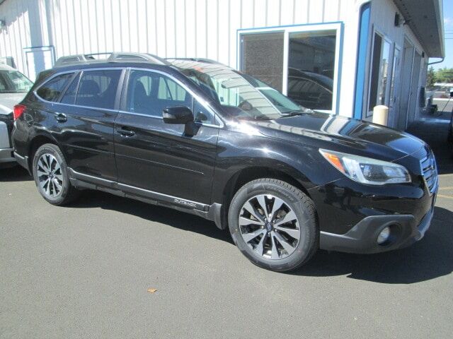 2016 SUBARU Outback