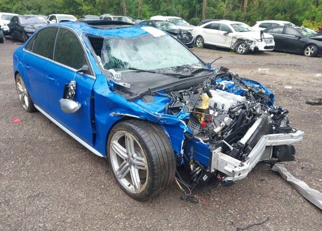 2010 AUDI S4
