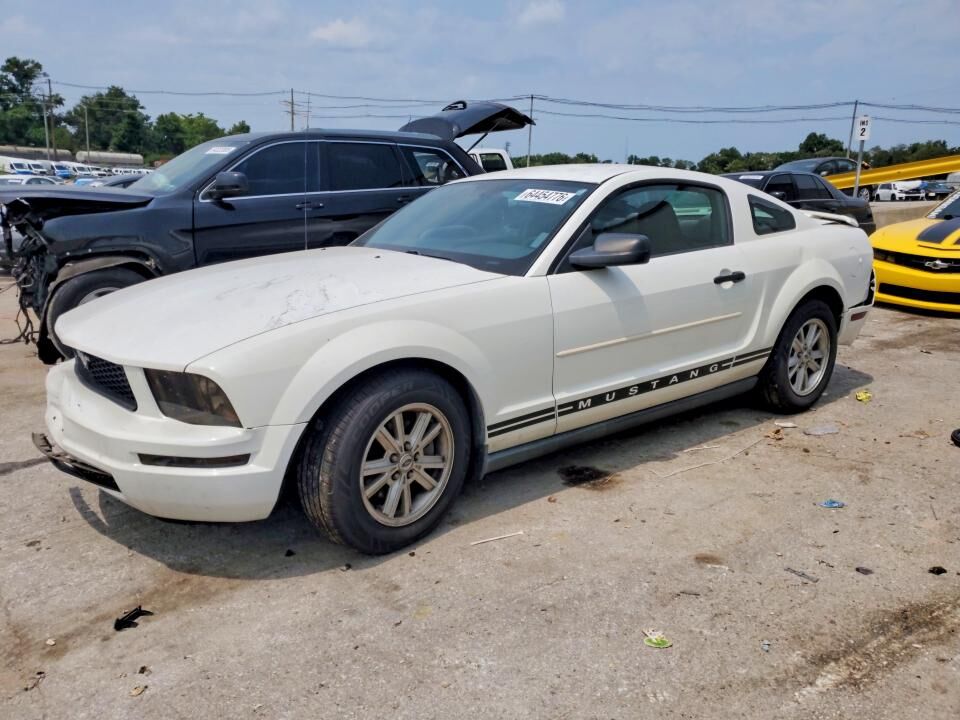 2005 FORD Mustang