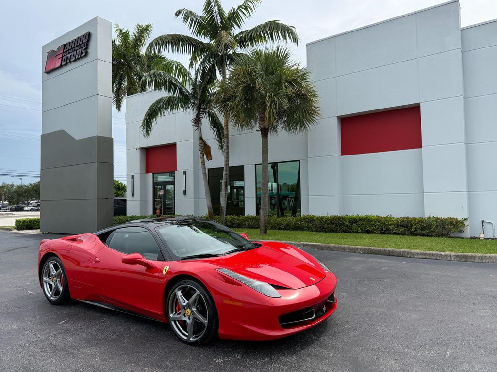 2011 FERRARI 458 Italia