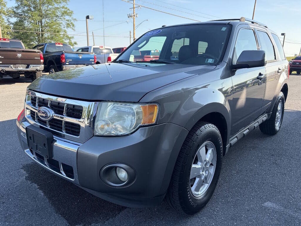 2010 FORD Escape