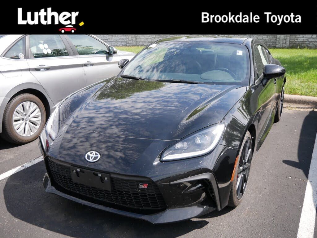 2024 TOYOTA GR86