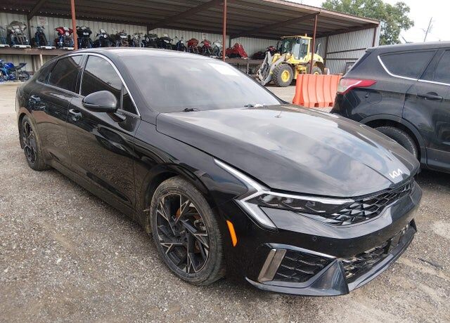 2025 KIA K5