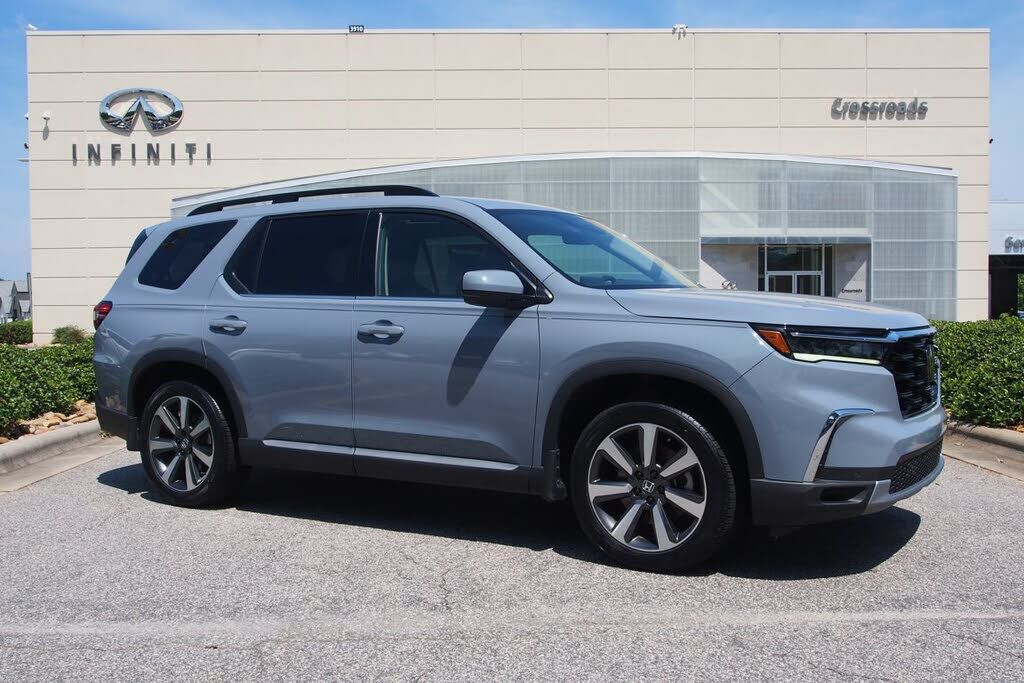 2025 HONDA Pilot