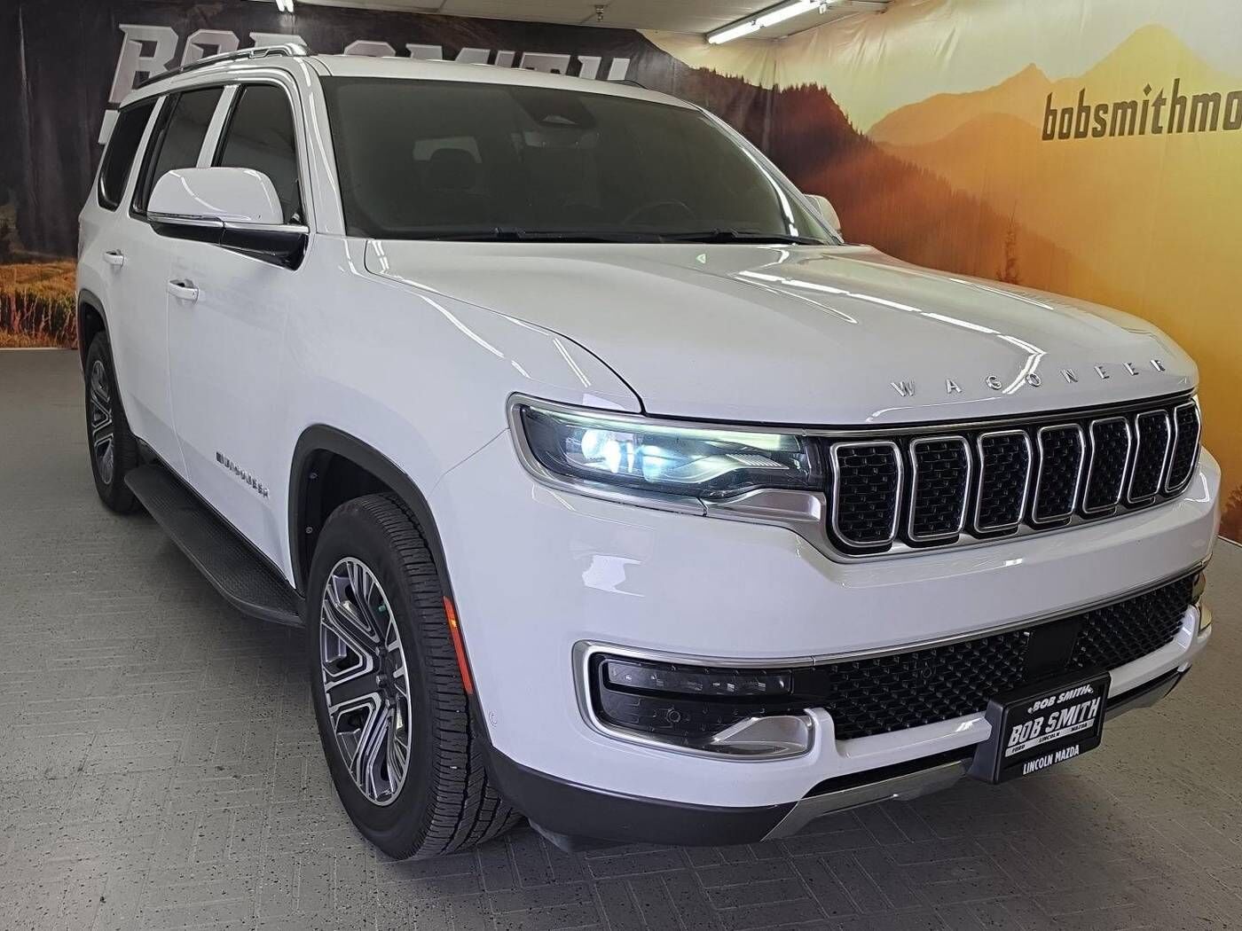 2022 JEEP Wagoneer