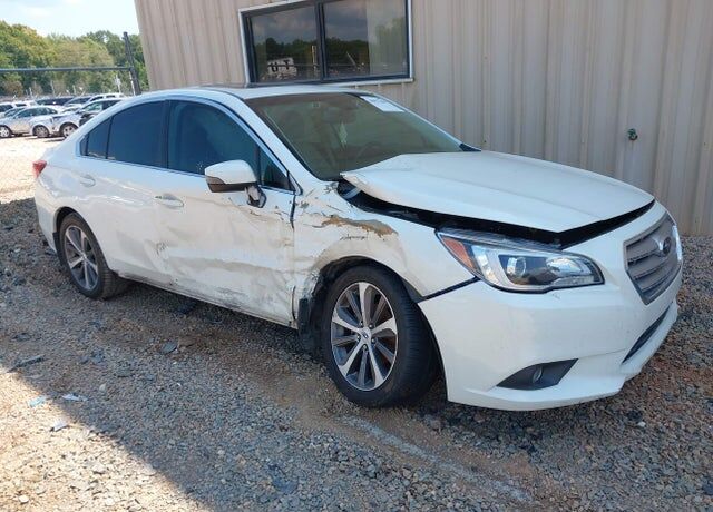 2016 SUBARU Legacy