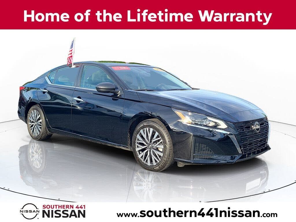 2025 NISSAN Altima