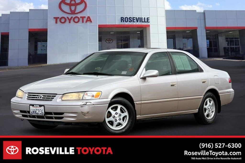 1997 TOYOTA Camry