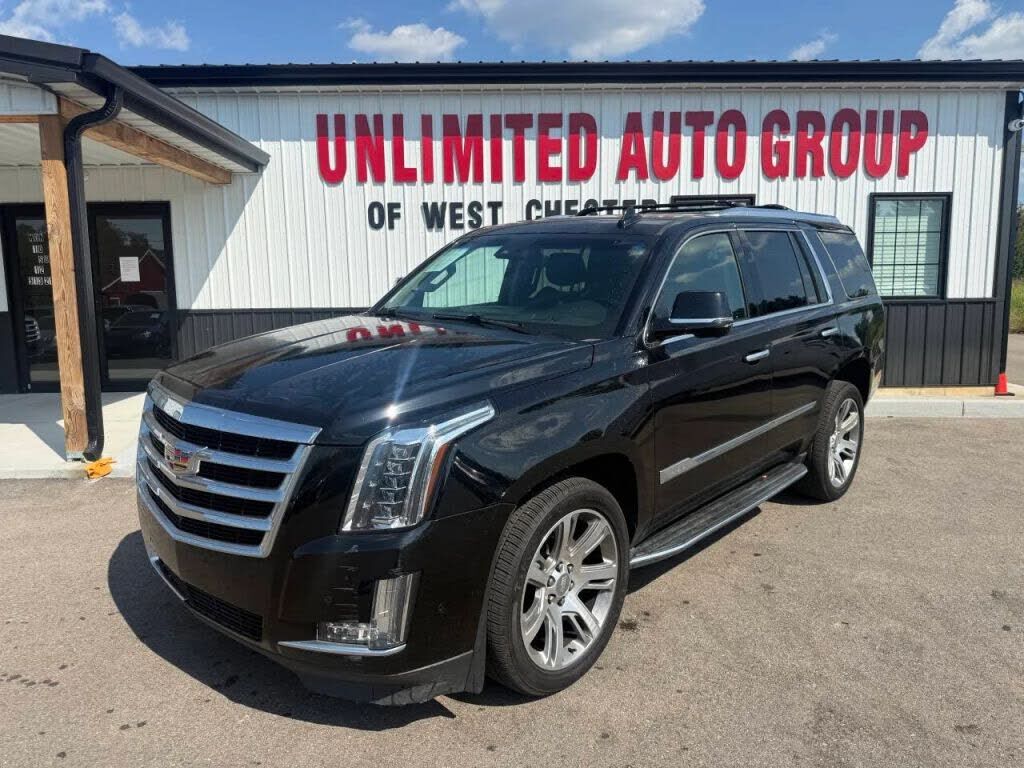 2017 CADILLAC Escalade
