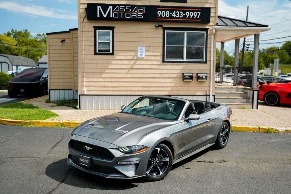 2021 FORD Mustang