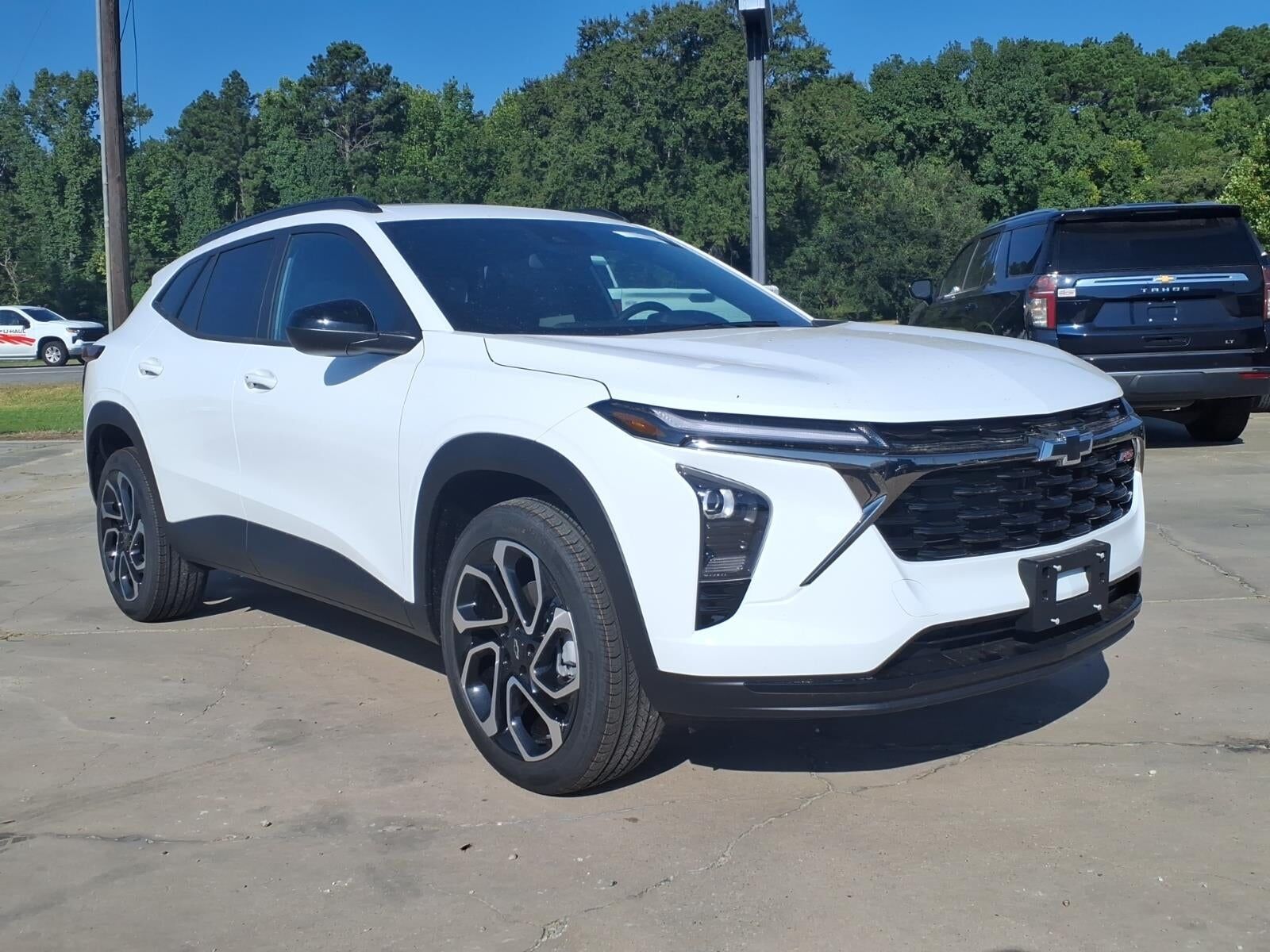 2026 CHEVROLET Trax