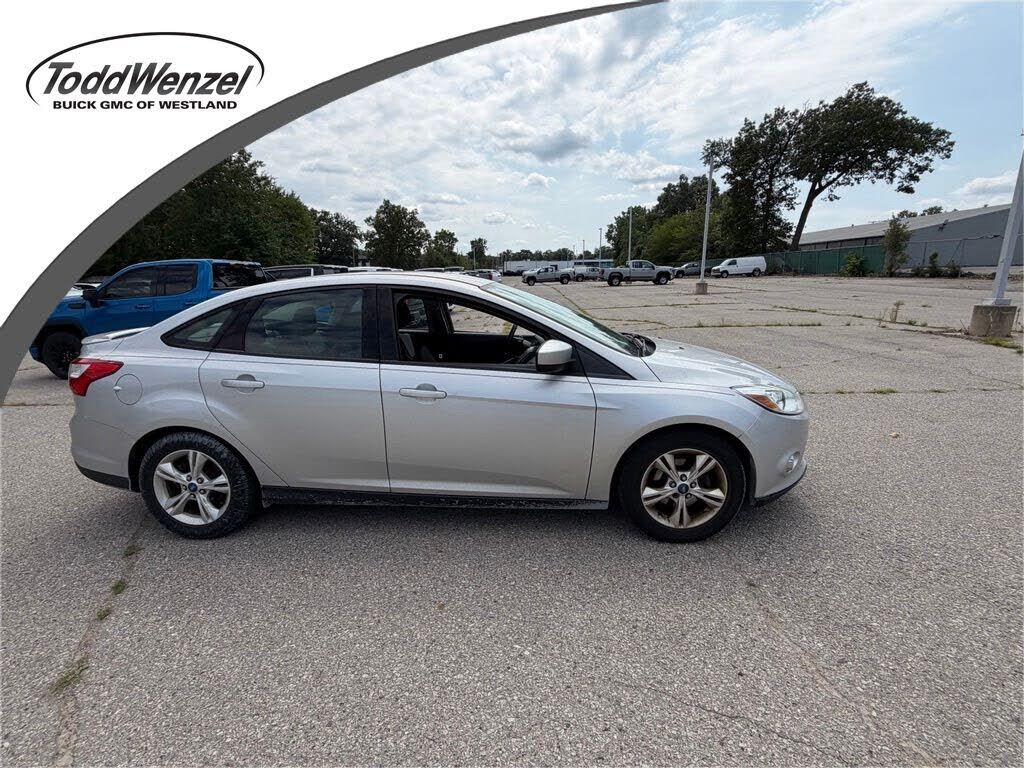 2012 FORD Focus