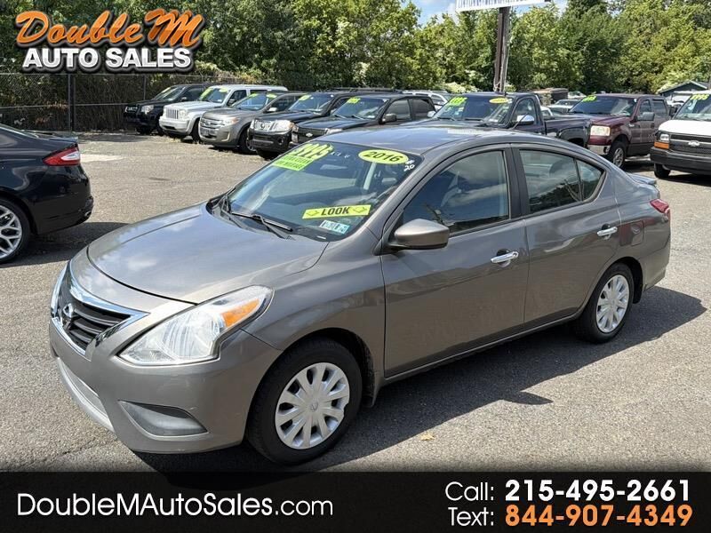 2016 NISSAN Versa
