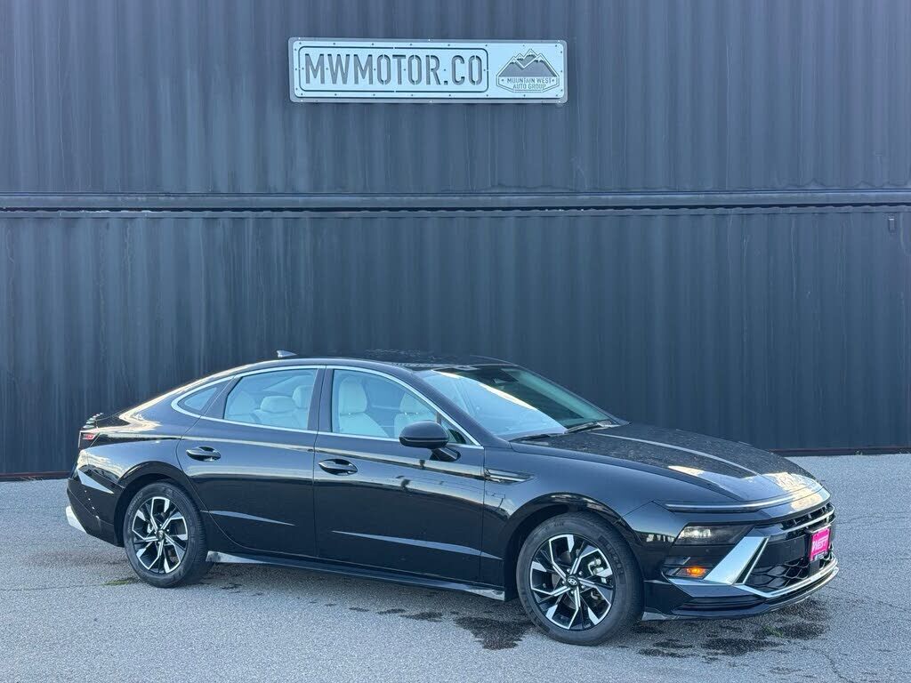 2025 HYUNDAI Sonata