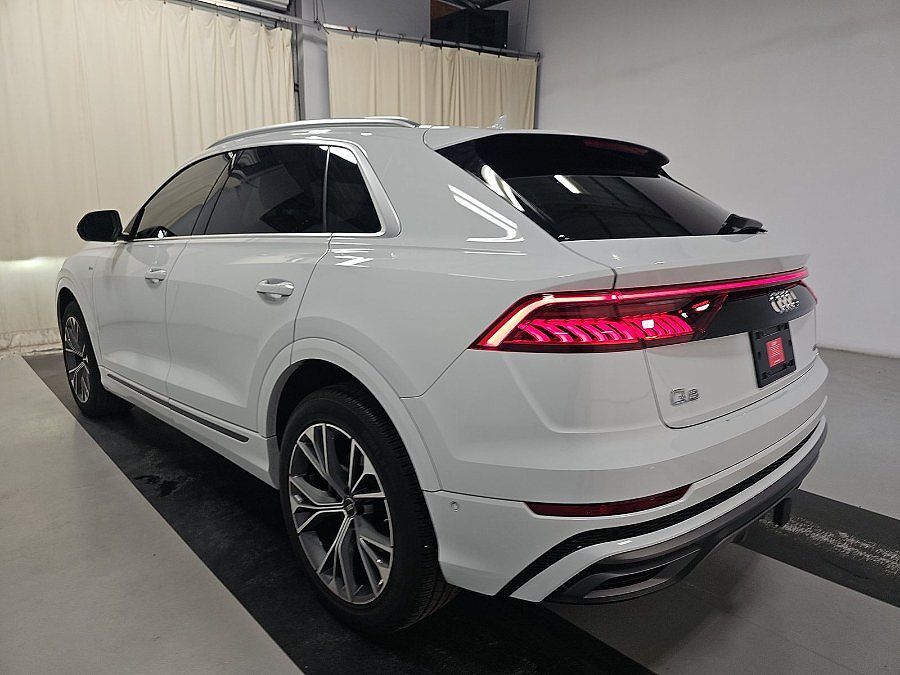 2023 Audi Q8
