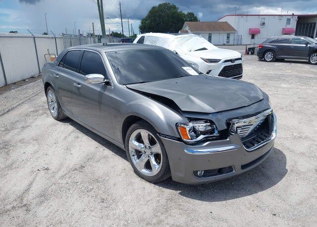 2011 CHRYSLER 300C