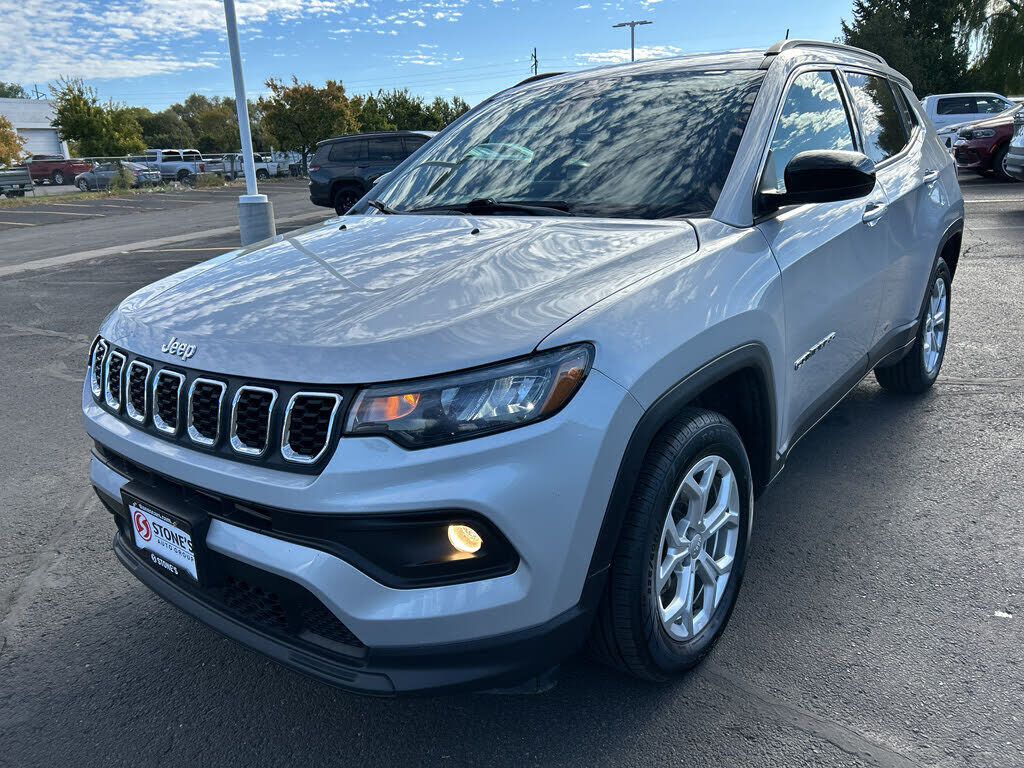 2024 JEEP Compass