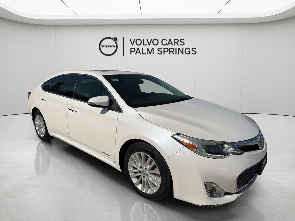 2014 TOYOTA Avalon