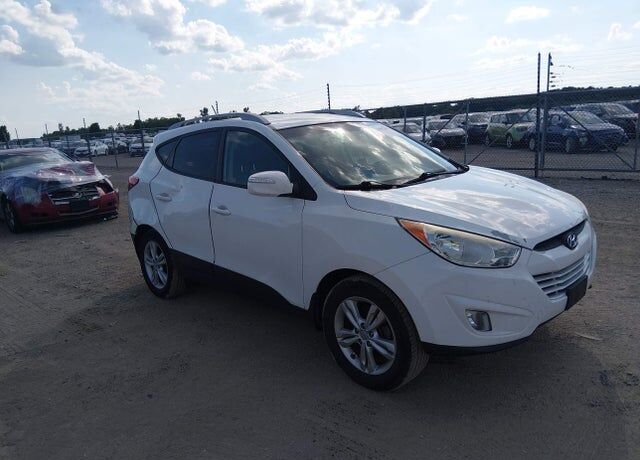 2013 HYUNDAI Tucson
