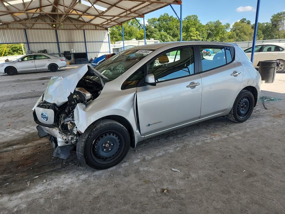 2013 NISSAN Leaf