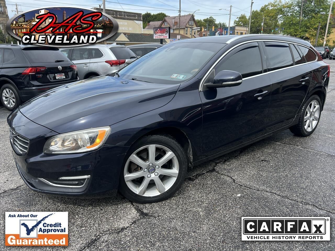 2017 VOLVO V60