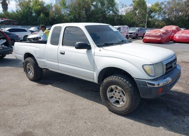 2000 TOYOTA Tacoma
