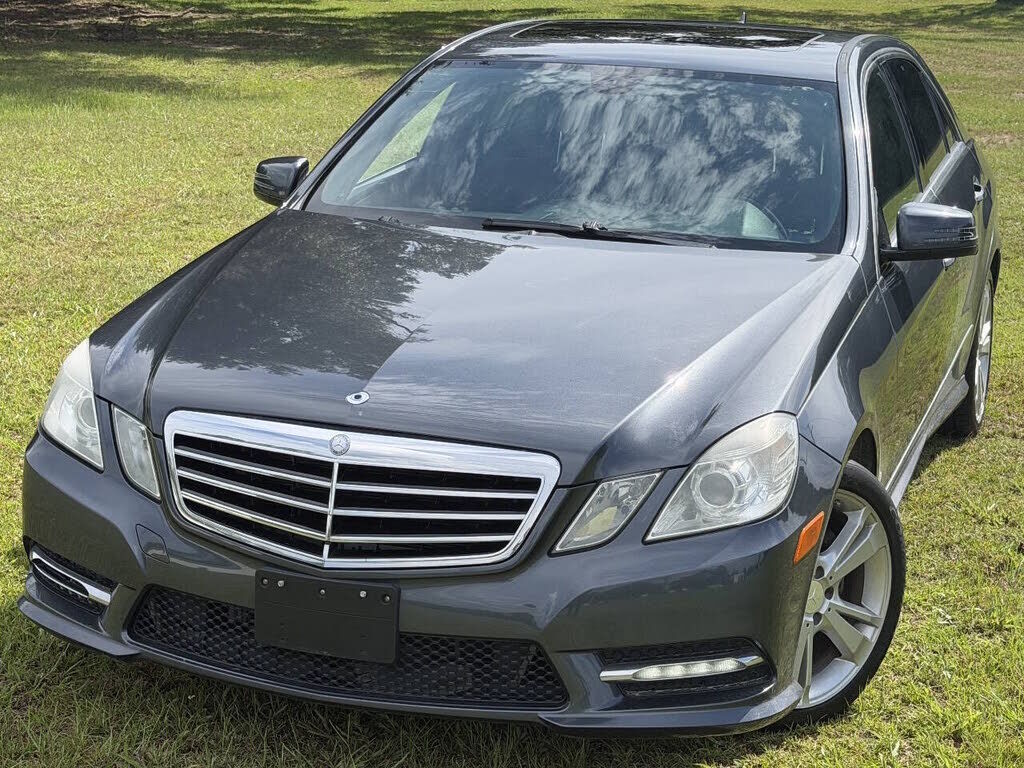 2013 MERCEDES-BENZ E-Class
