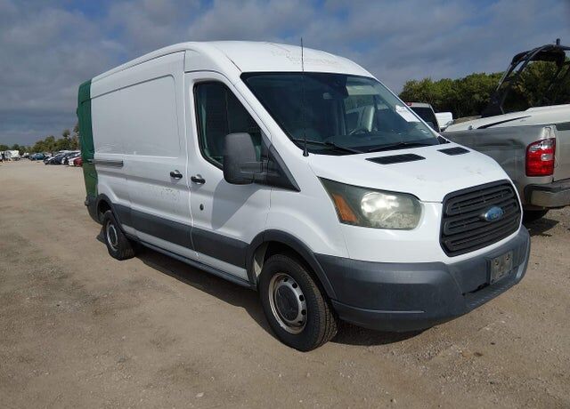 2015 FORD Transit